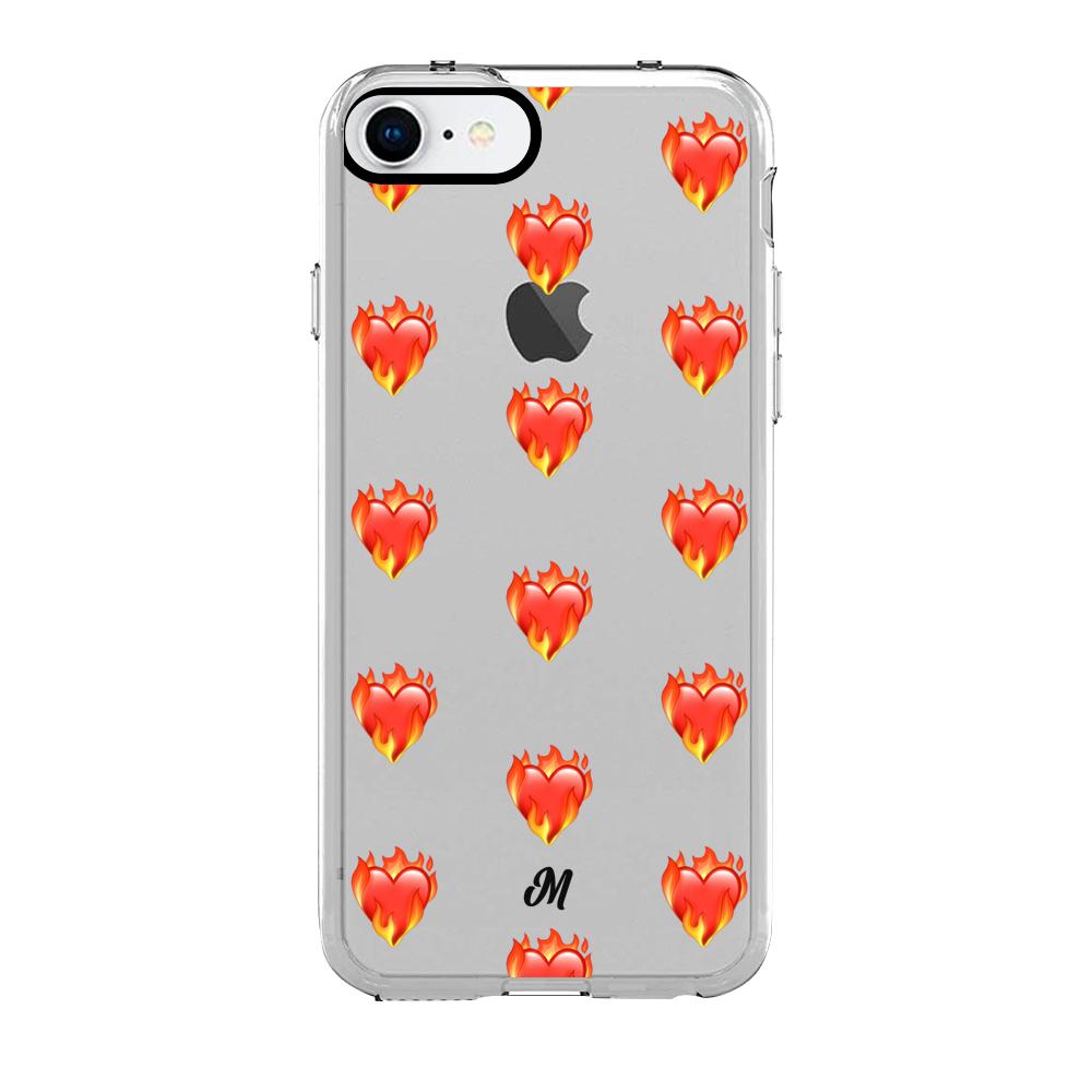 Funda de Corazón en llamas iphone - Mandala Cases