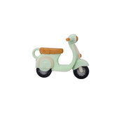 Holding Vespa