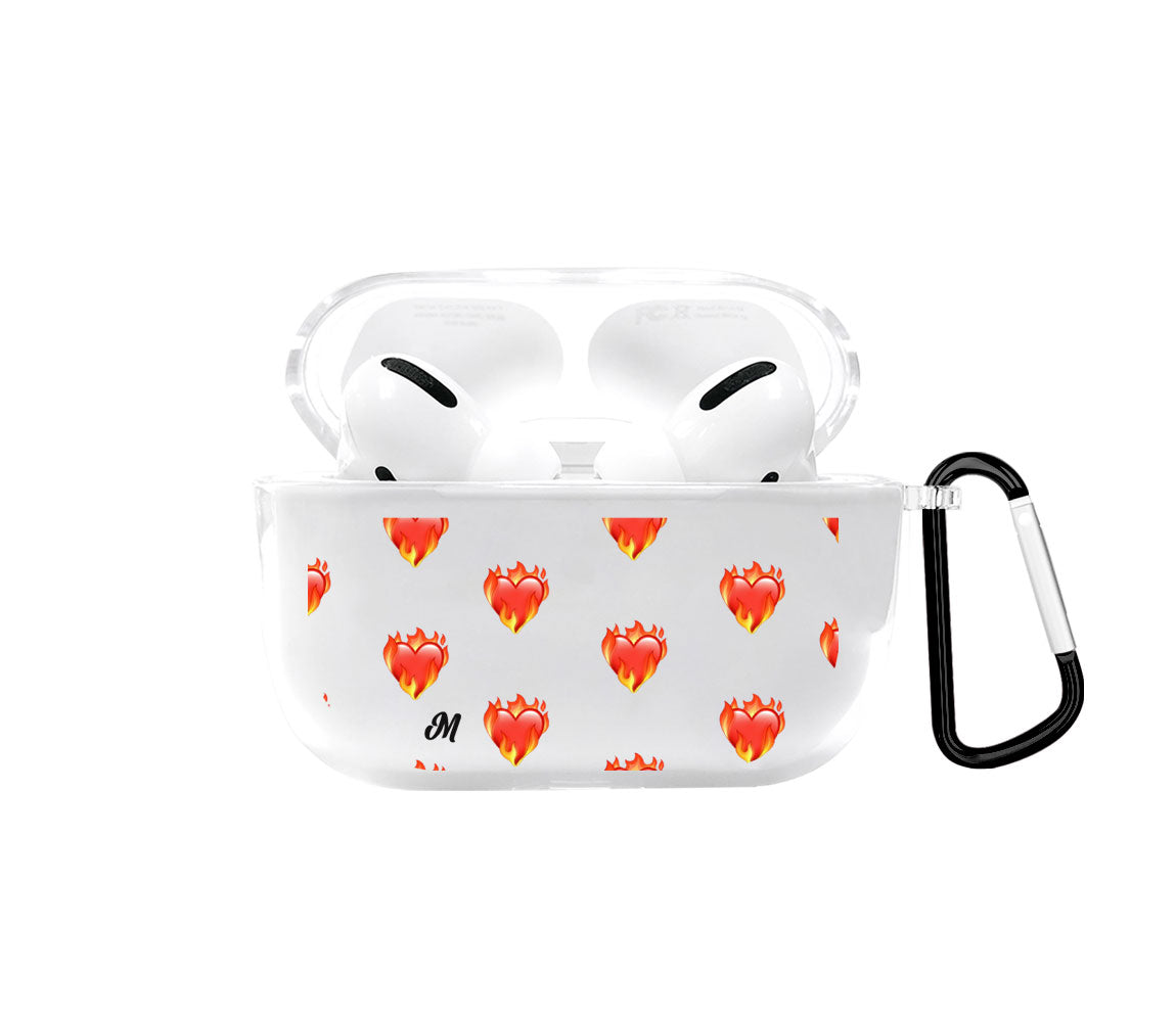Corazón en llamas Airpods case - Mandala Cases