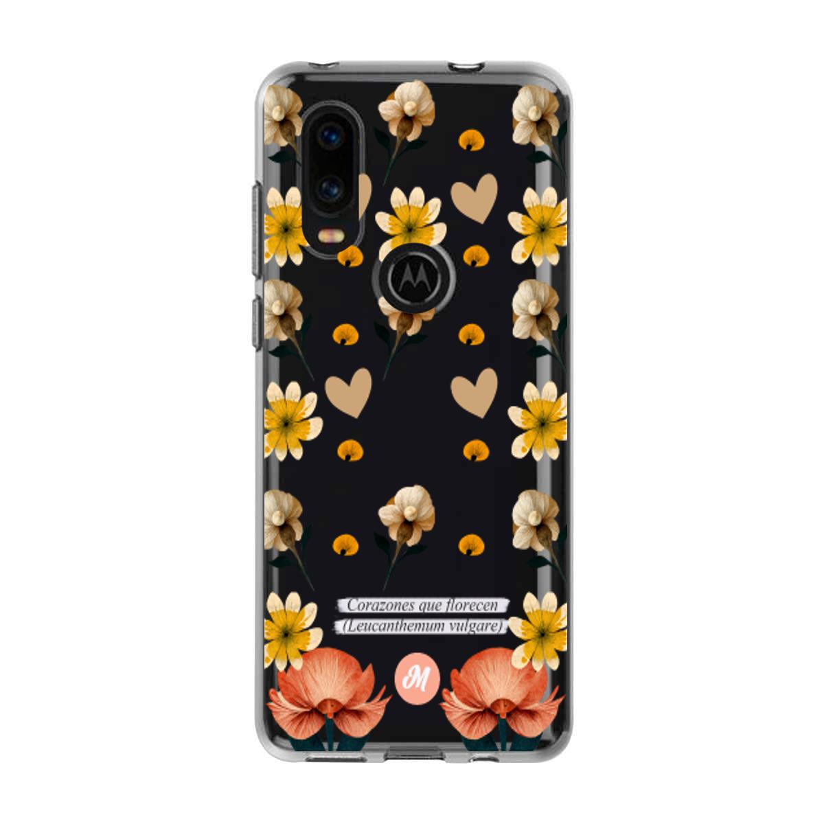 Cases para Motorola P40 Corazones que florecen - Mandala Cases