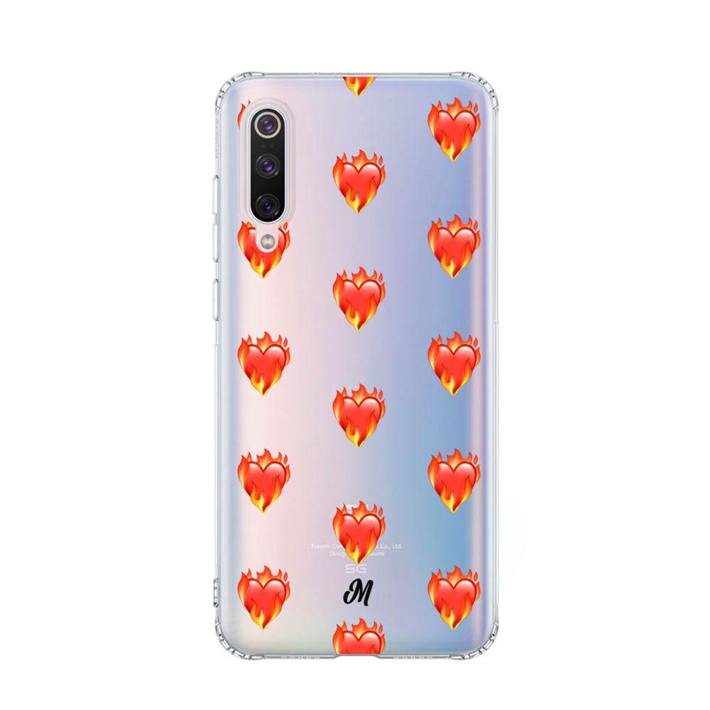 Case para Xiaomi Mi 9 de Corazón en llamas - Mandala Cases