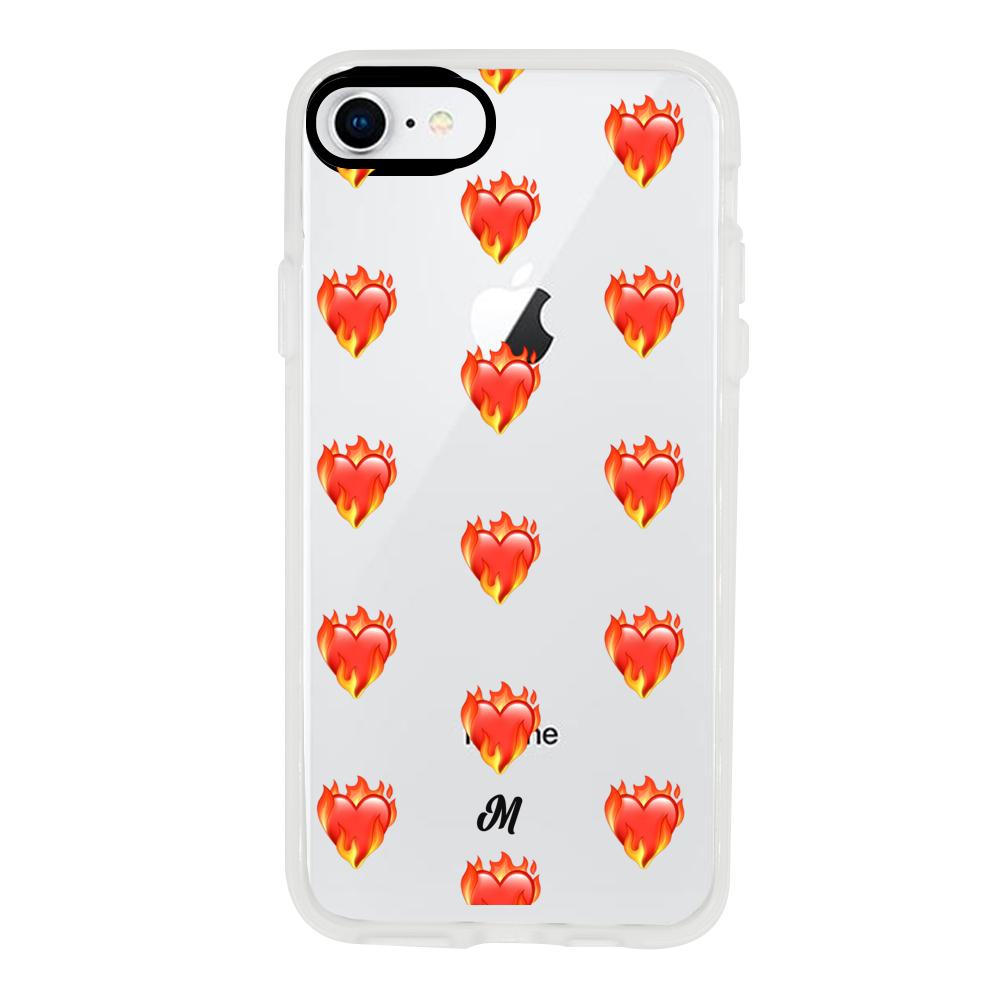 Case para iphone SE 2020 de Corazón en llamas - Mandala Cases